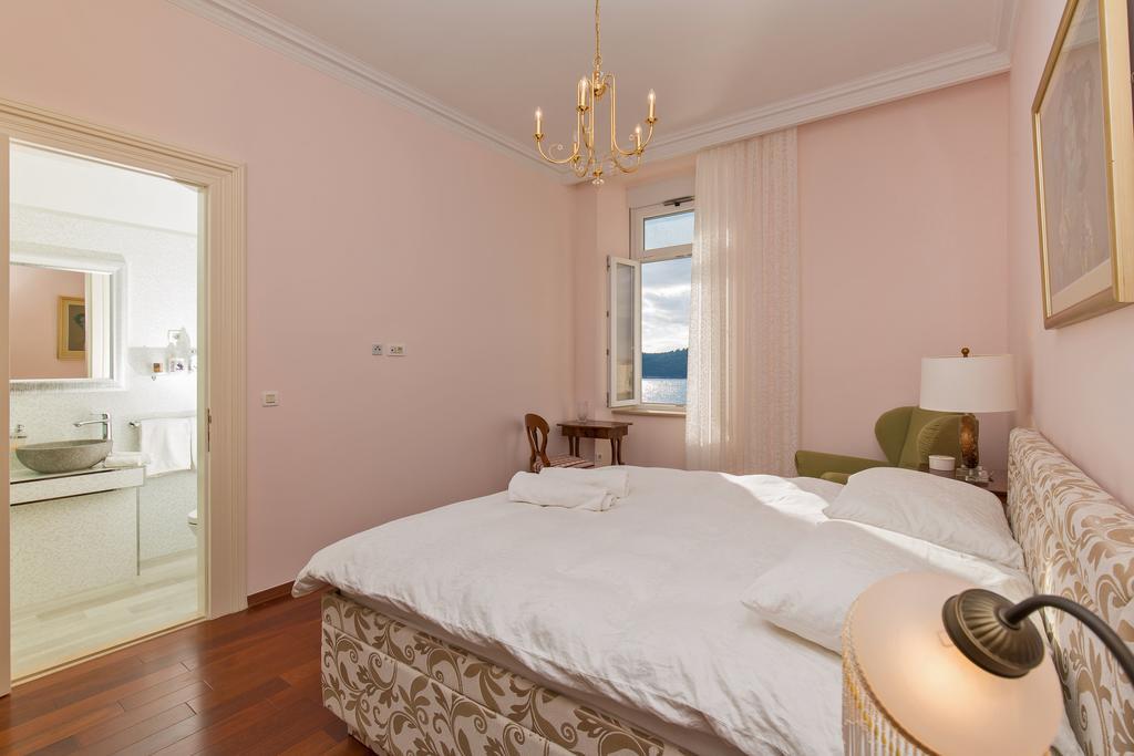 Luxury Seafront Apartment Banje Dubrovnik Dış mekan fotoğraf